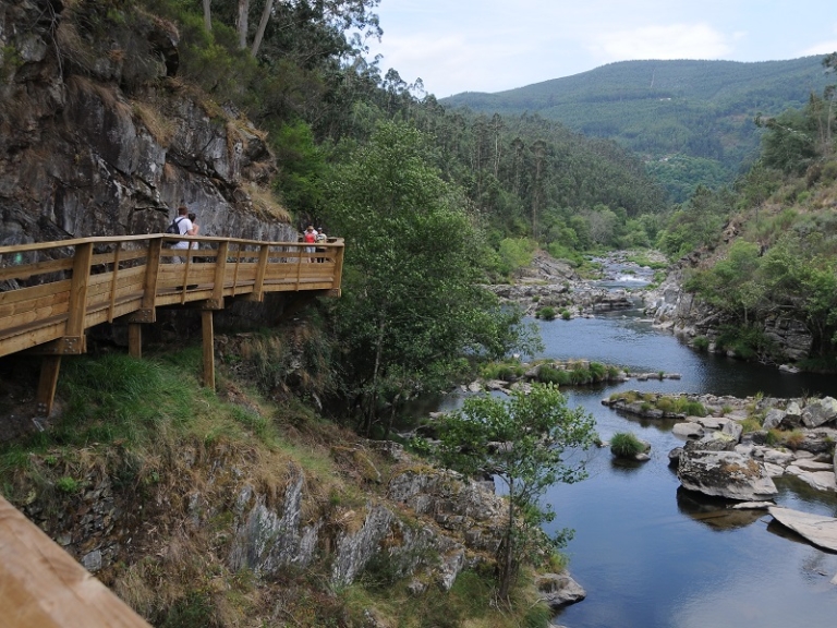 Construídos pelos homens, abençoados pela natureza